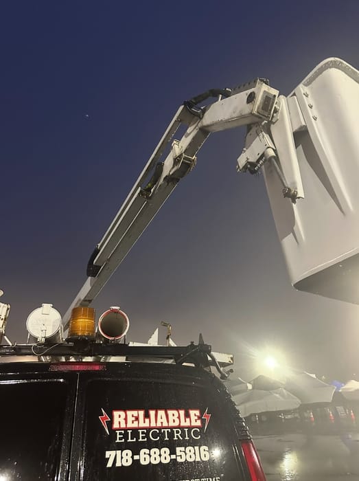 Reliable Electric bucket truck working at night